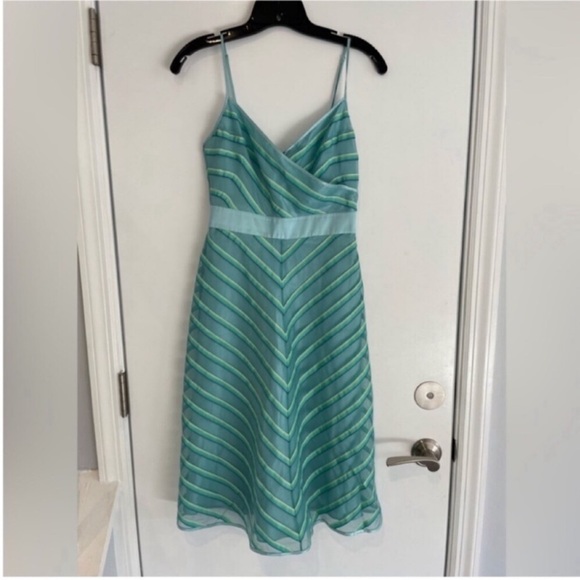 Betsey Johnson Black Label Aqua Blue Chevron Striped Party Dress Sz 4 Like New! - Picture 2 of 10